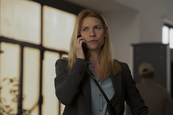 Homeland_802_0765_R