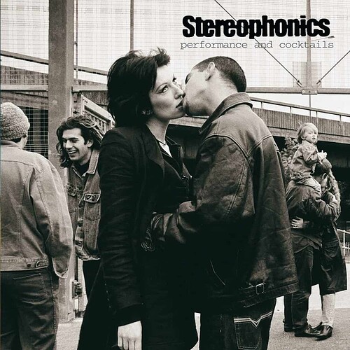 162525-stereophonics-performance-and-cocktails