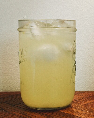 Pickle_Juice_Lemonade_Cocktail