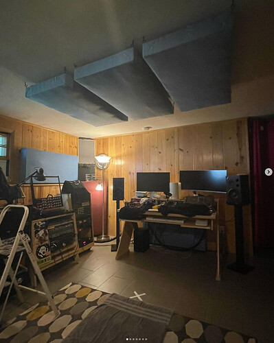 room.PNG