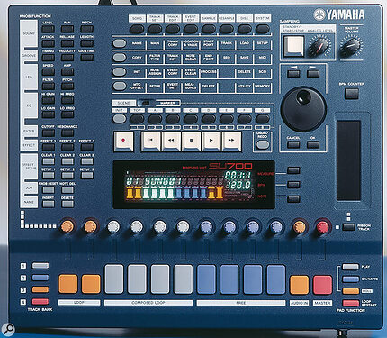 1999-04-yamahasu700-1-WzTKM3jIMsUCxbilyPrjPsnd1qwIJt8_