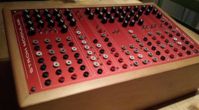 RedPanel-BlackKnobs.PNG