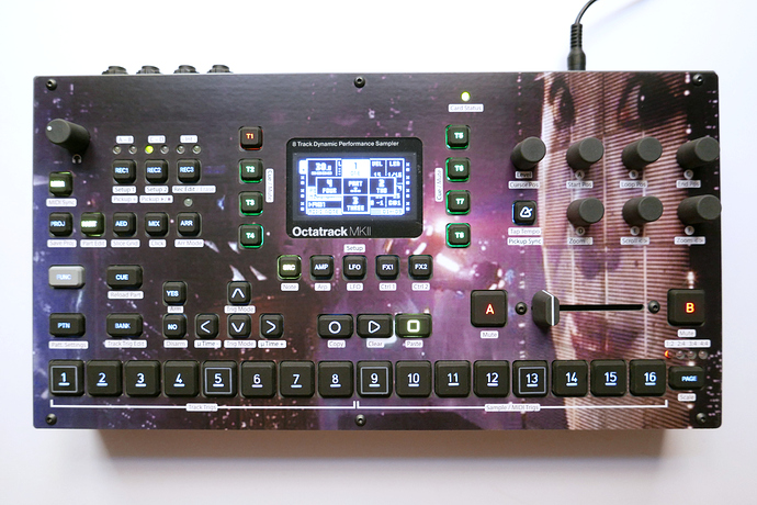 octatrack-mk2-skin-blade-runner_01-cremacaffe-design