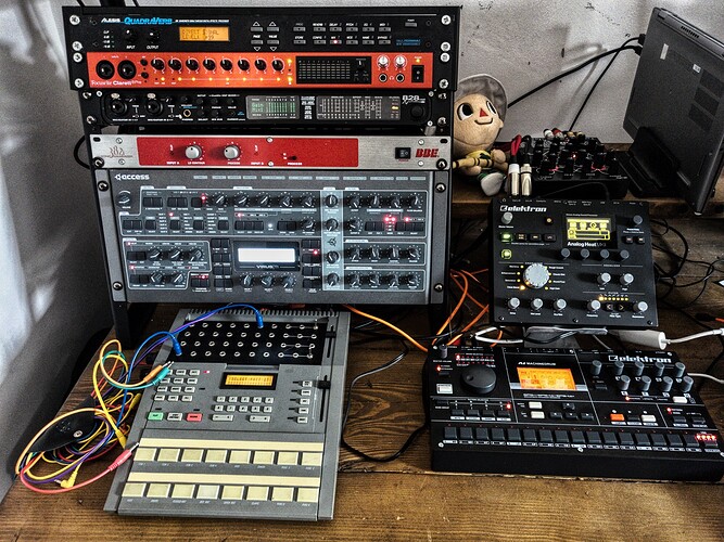 PXL_20230802_085951933-01