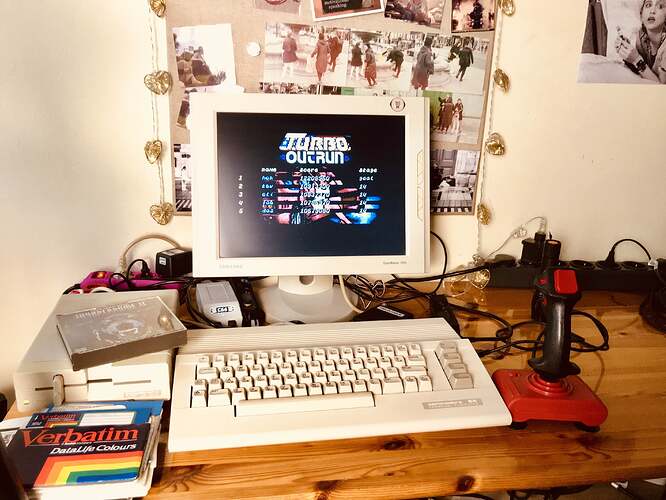 8C790F09-D12E-4E24-9AF6-945BE52B6CDF