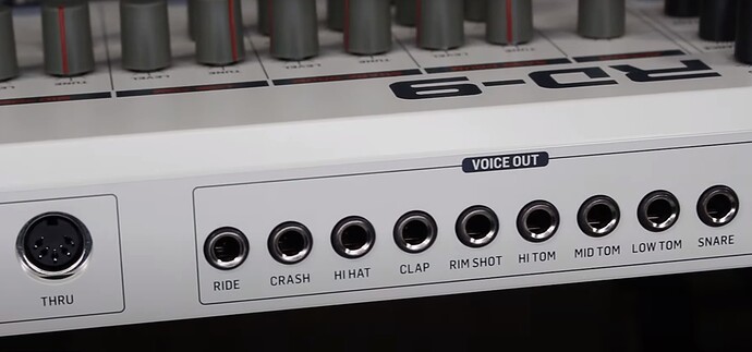 Behringer-RD-9-Rear