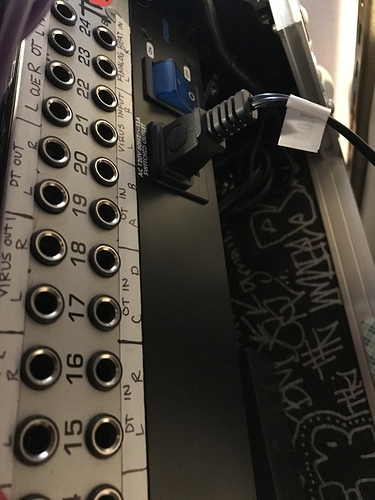 14003105-BAD8-42F1-932C-95FC89AEE13D