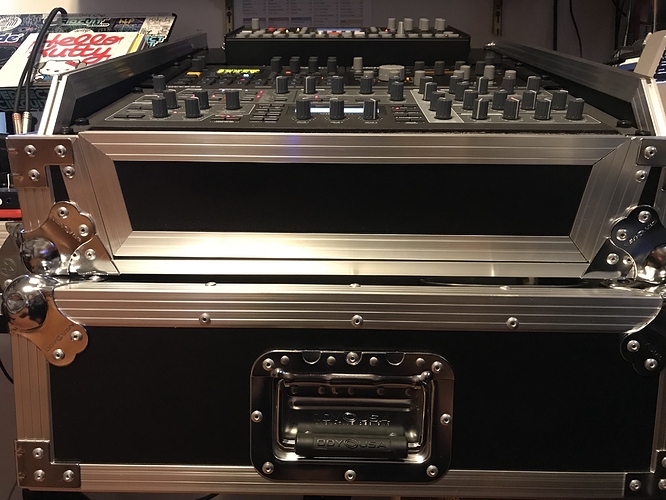 F1D403D3-8FFF-4A64-A189-45D4AC6D1405