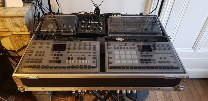 16207135116513475522372575994596