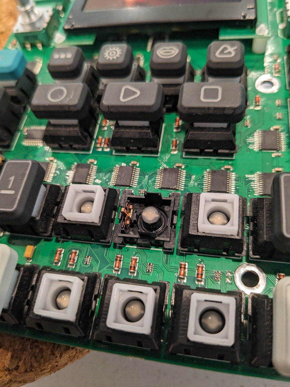 Managed to repair a flaky button on the Digitone (same type of