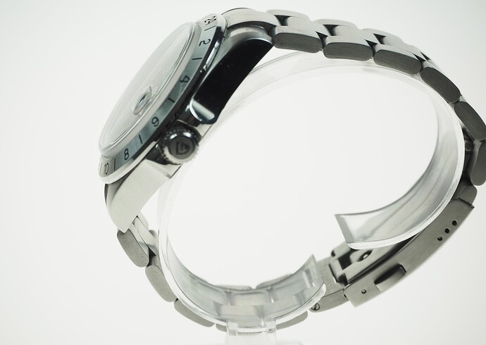 F8326AEA-AE82-48A7-BB94-5B35F06B46DF_1_201_a