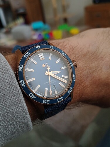 17627844845892529621439115327054