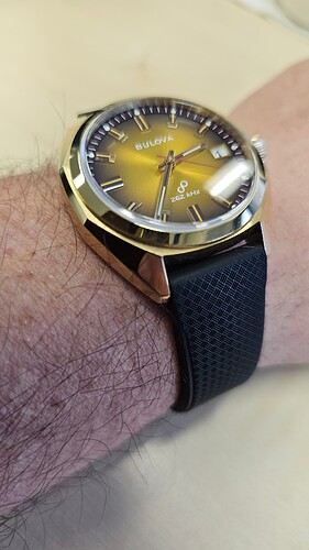 1764596155651744881111742894306