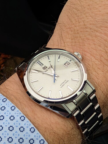 PXL_20251114_115554787~2