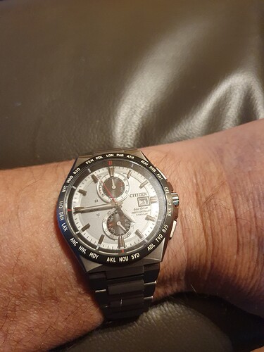 Citizen eco drive radio controlled 31e