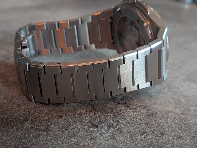 PXL_20251214_084958377