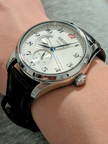 PXL_20251130_190404265~2