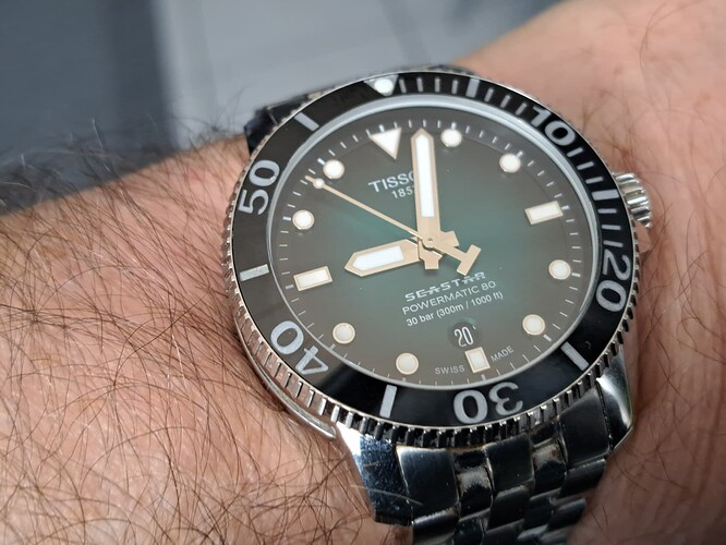 17766685654672713365983723952843