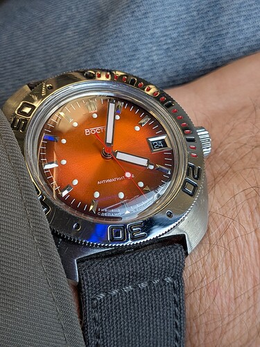 PXL_20251024_140328346.MACRO_FOCUS