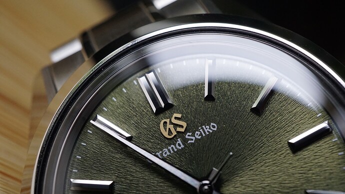 563B388D-4099-4465-9321-43DFE64596E6_1_105_c