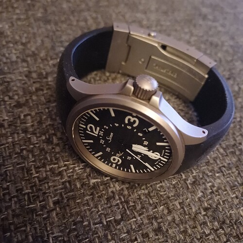 17625329273288966715828452474358