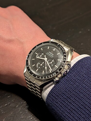 PXL_20251116_071848321