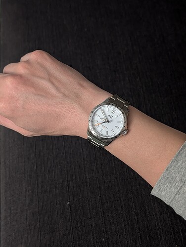 PXL_20251203_194959951