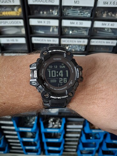 17602584646614011581991031152942