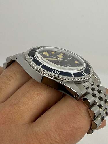 my-new-thorn-t23-on-a-jubilee-bracelet-v0-2g0fdod0qdyf1