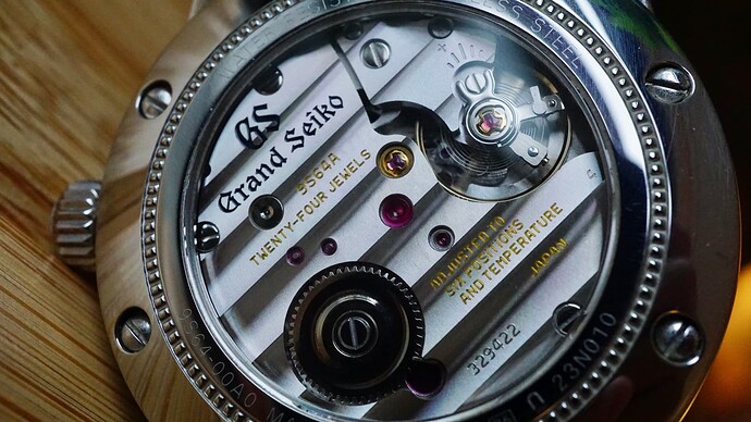 0DB06FCC-AA70-4783-9370-235237AE958D_1_201_a