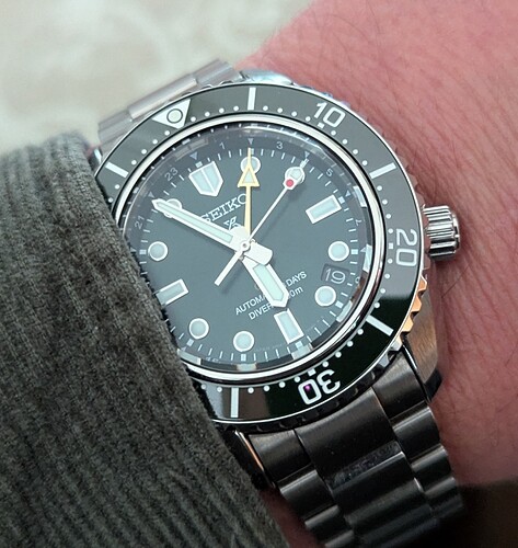 PXL_20251019_155419116.PORTRAIT.ORIGINAL