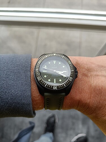 17609814023682098208490904313820