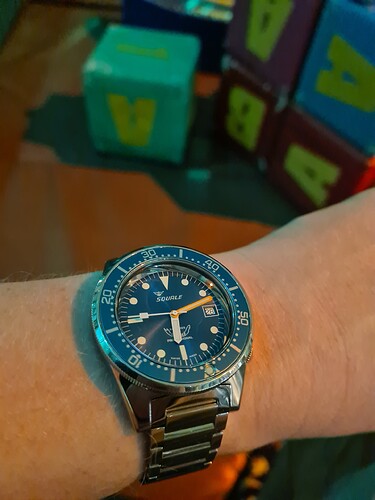 17616715089944032448783780993617