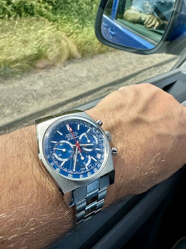 713AE55F-05AD-47BA-A9B8-9BB80AB53295_1_105_c