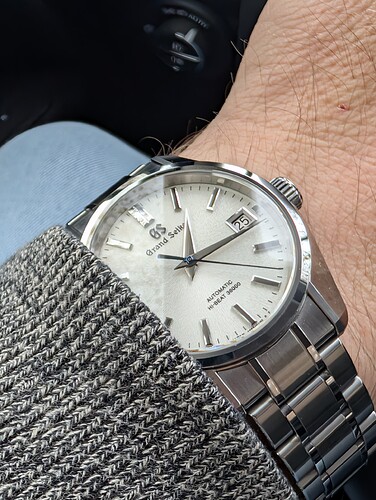 PXL_20251125_121803391