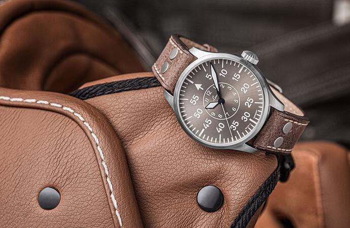 Laco-Taupe-Pilot-Watches-Augsburg-Aachen-7