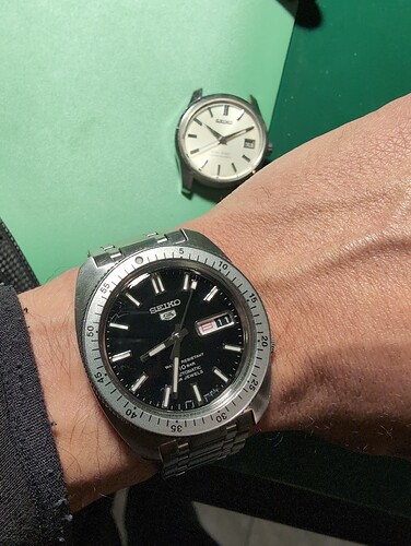 17681600496304409873943562914606