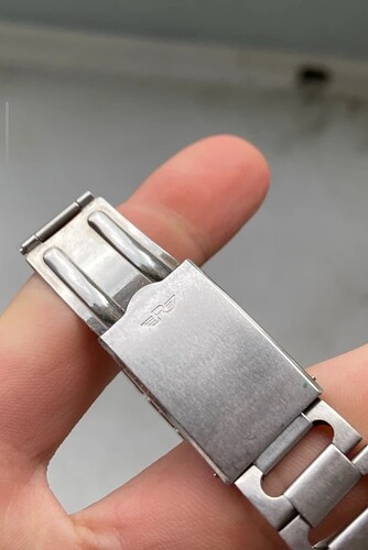 Screenshot_2026-02-03-20-06-45-895_fr.vinted-edit