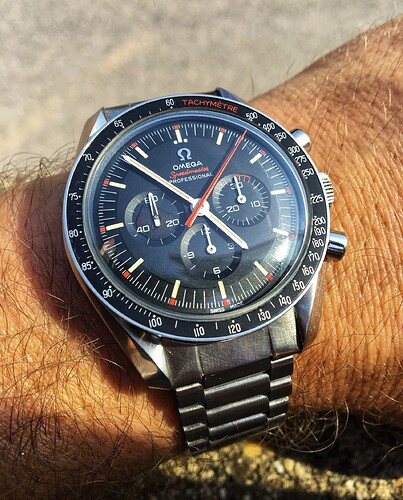 Omega Speedmaster ST2 Ultraman (9)