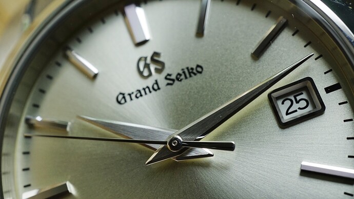 E3D6C606-8F3B-406E-B74F-BD6DAA4D8537_1_105_c