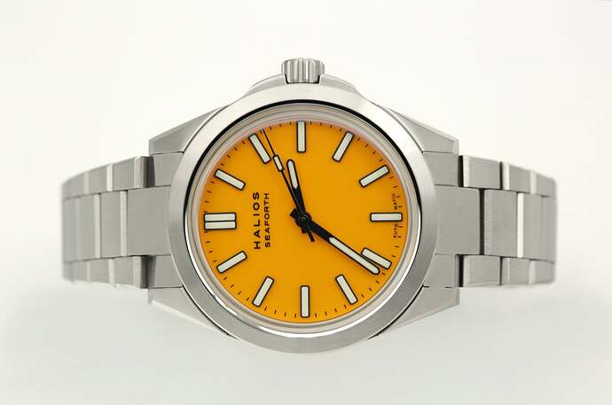 4SSYellowBraceletFixed_45ea55aa-1ea2-46ae-a7c7-ec586d6dbc23_1920x