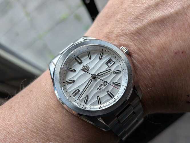 PXL_20251128_144230871.MACRO_FOCUS