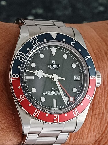 17851371529129209895044321377093
