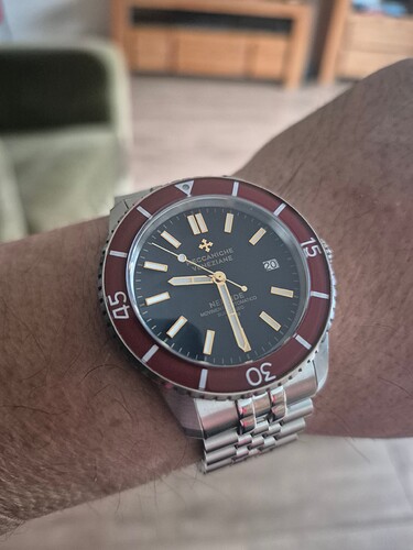 17715762598142592250640620608025