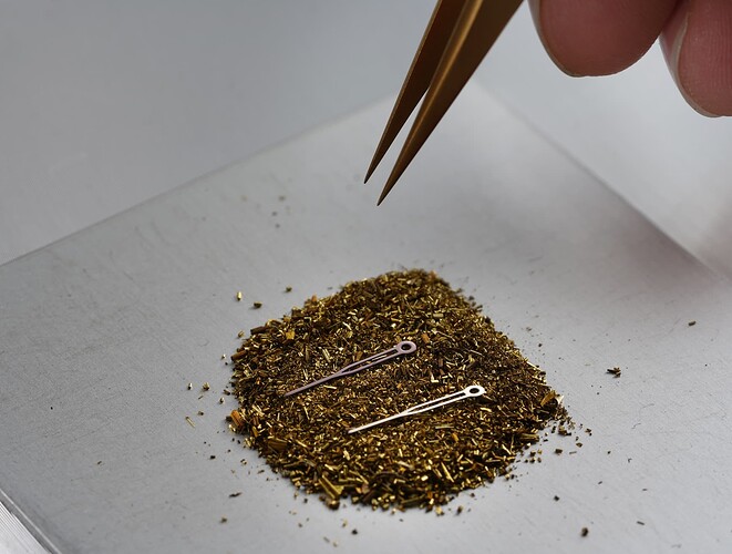 Hands-narrow_05442484-69c3-48ef-baa6-b0f00ff80663_1728x