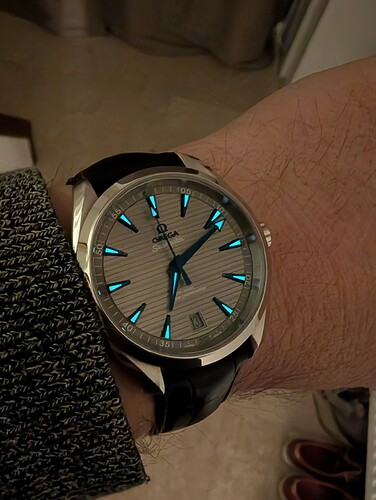 PXL_20251113_181103658