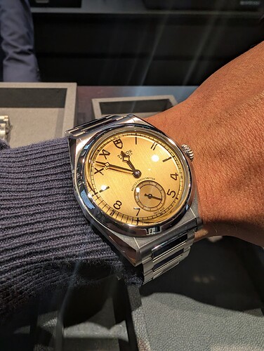 PXL_20260421_102446613