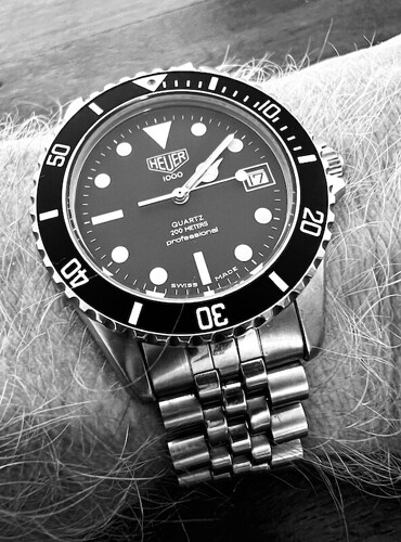 Heuer 1000 B&W