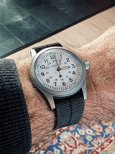 PXL_20251108_140452895