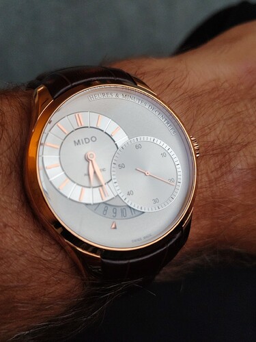 17600273387338897044164602724737